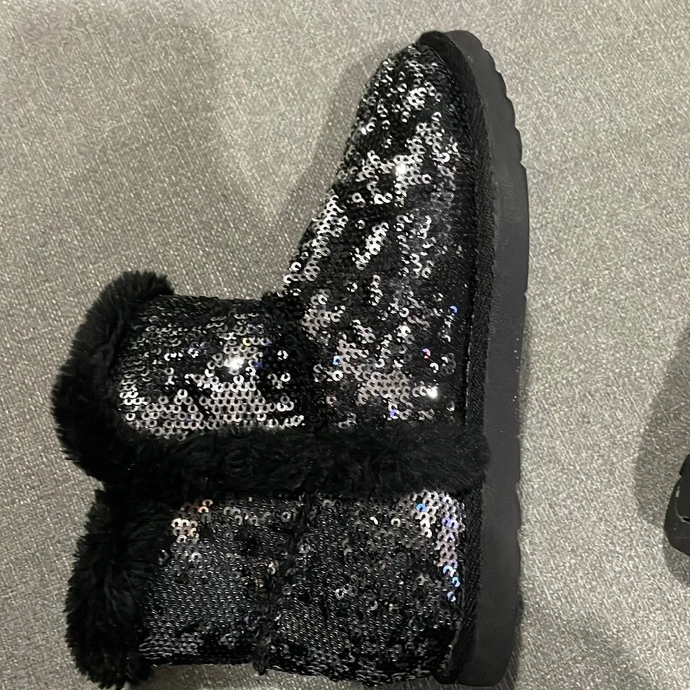 Sonoma Black and Silver Sequins Faux Fur Boots